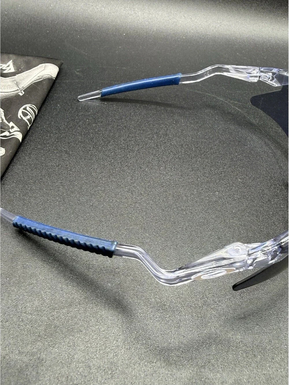 Oakley M Frame Gen 2 Crystal Clear/Sweep Blue Iridium Lenses